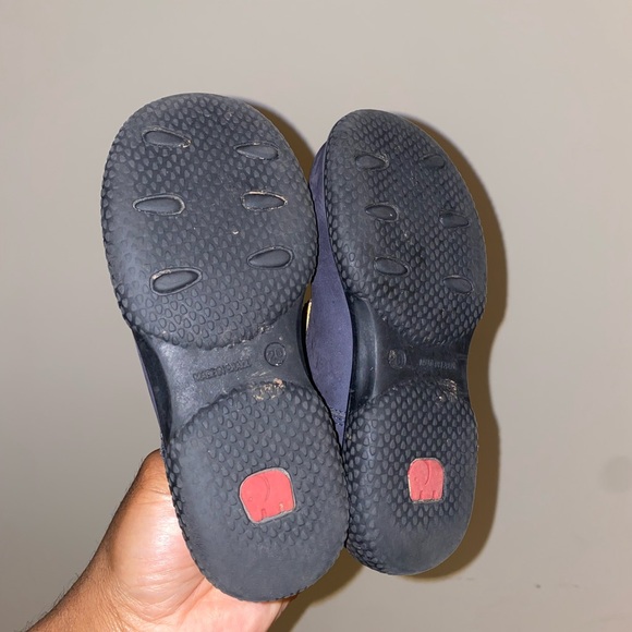 Elephanten Girls Size 26 (10T) Navy Red Flower Mary Jane Shoes School - Picture 5 of 7